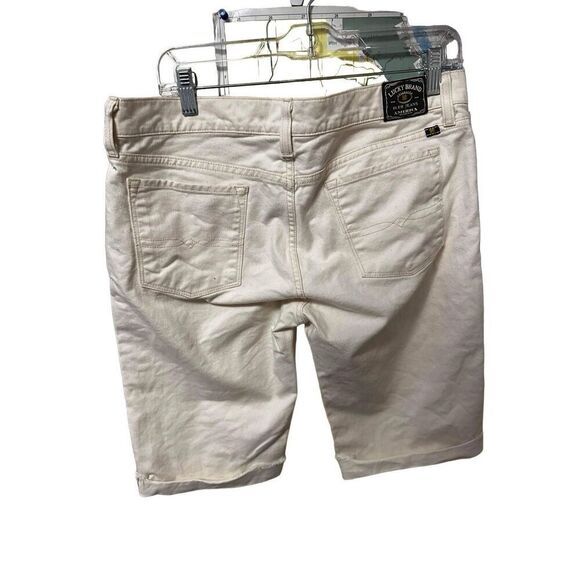 Women’s Lucky Brand White Cream Jean Shorts Size 14/32￼ - Picture 2 of 3